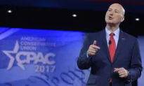 Server Fired for Filming Video of Maskless Nebraska Governor