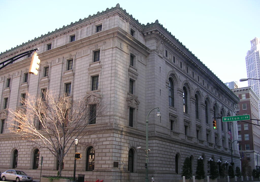 Federal Appeals Court Rules Sex Offenders Have a Constitutional Right to Live With Their Children