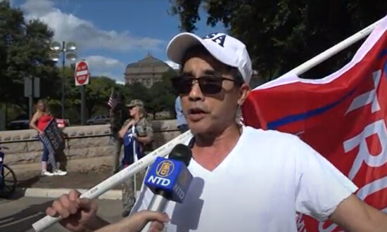 Texas Voter Says Fraud ‘Makes It Look Like We Have No More Law’