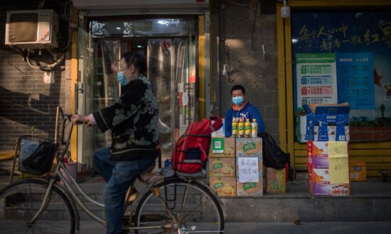 Beijing Announces New Minimum Wage, Not Enough to Cover Living Costs