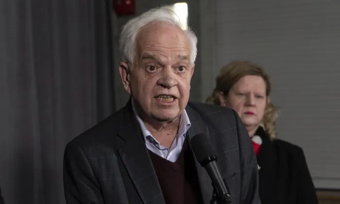 Former Ambassador to China Defends Comments on Meng Wanzhou Extradition Case