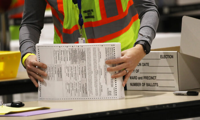 Election workers count ballots in Philadelphia, Pa., on Nov. 4, 2020. (Spencer Platt/Getty Images)