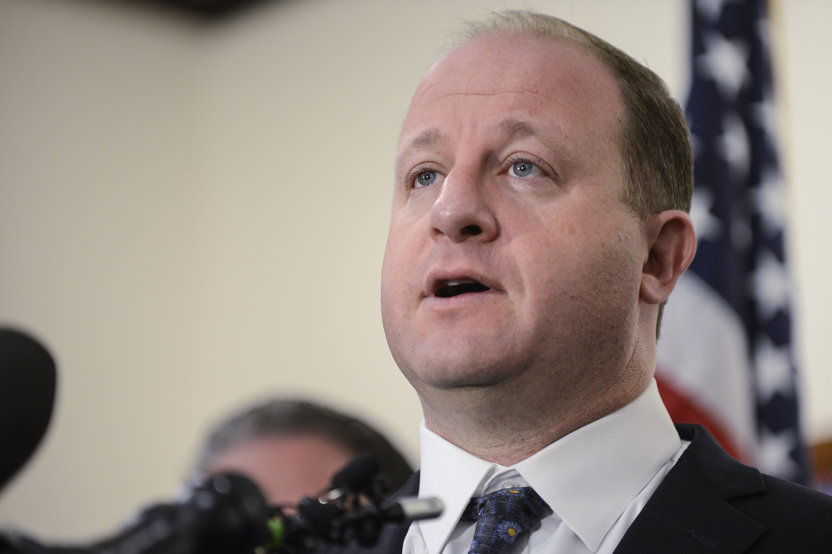 Colorado to Halt Busing Illegal Immigrants to Democrat-Run Cities - Vimarsana News