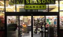 Portland Rioters Cause Thousands of Dollars in Damage on Thanksgiving