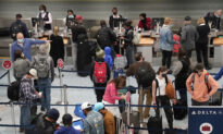 US Air Travel Sets Pandemic-Era Record as Millions Fly for Thanksgiving