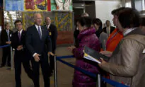US Interrogating Chinese Ship and Airline Crew About CCP Membership: Chinese State Media