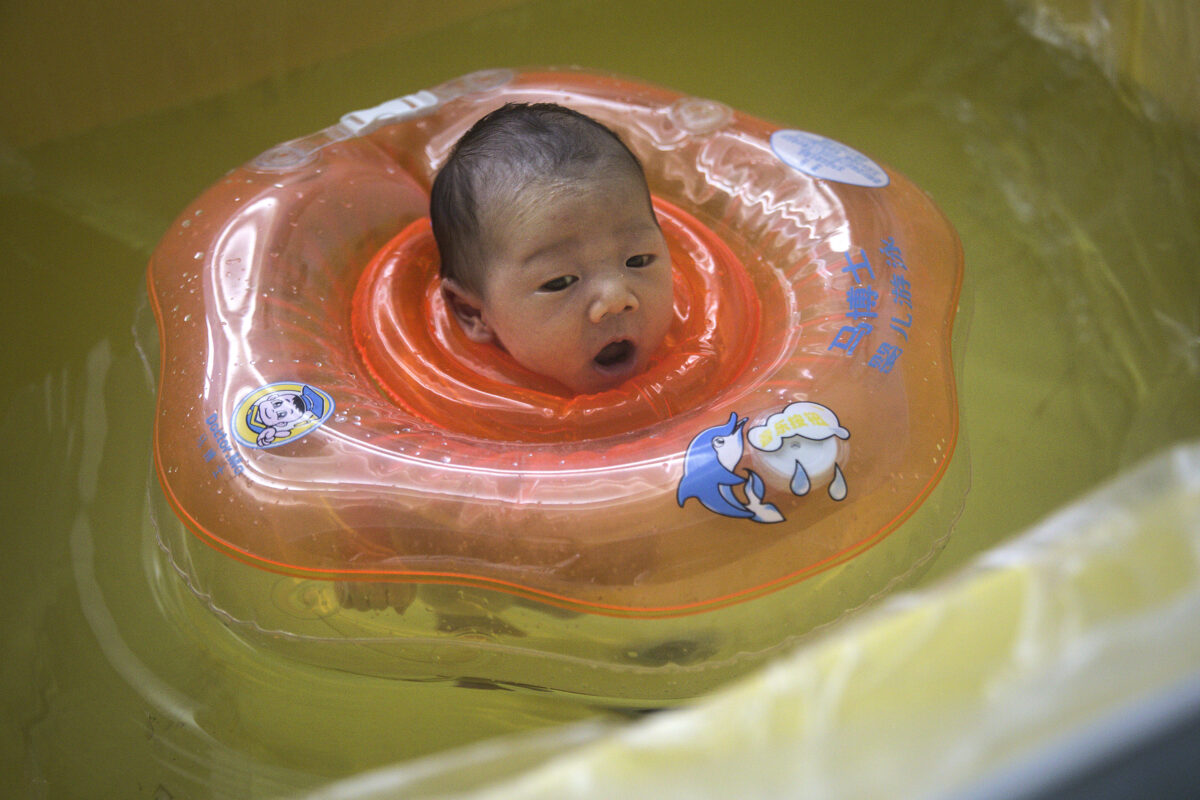 FDA Warns Against Use of Neck Floats After Death of Baby