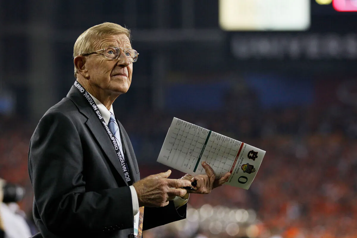 Former Notre Dame head coach Lou Holtz looks on during a game in Glendale, Ariz,, on Jan. 10, 2011. (Kevin C. Cox/Getty Images)