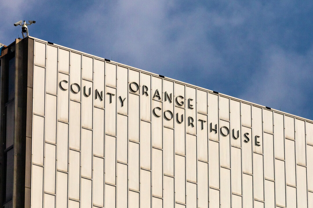 Costa Mesa Music Teacher Accused of Molesting 2 Girls