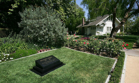 Outdoor Exhibit at Nixon Library Commemorates 50th Anniversary of the EPA