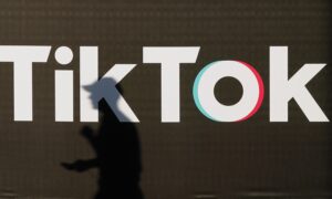 China in Focus (Feb. 12): Biden Pauses Legal Action Against TikTok, WeChat