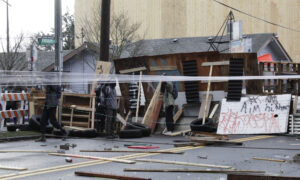 Barricades Come Down in Portland Occupation Zone After 'Red House' Family Reach Deal With City