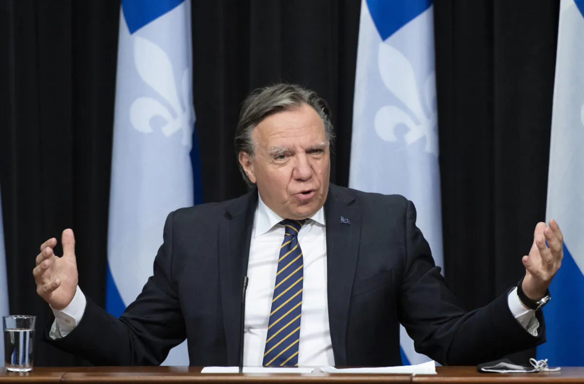 Quebec Premier Francois Legault reacts to talks he had with Prime Minister Justin Trudeau and provincial premiers on December 10, 2020 at the legislature in Quebec City. (The Canadian Press/Jacques Boissinot)