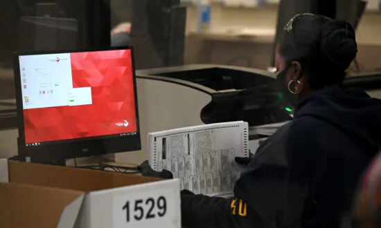 Election Supervisor Demonstrates Vote Changing on Dominion Software