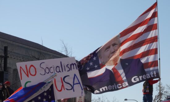 Lessons From the Soviet Union, Communist China: Don’t ‘Wait Until It’s Too Late to Do Something’