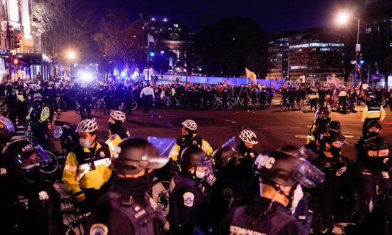 DC Hotel Where Proud Boys Often Stayed Will Be Closed Jan. 4 to 6