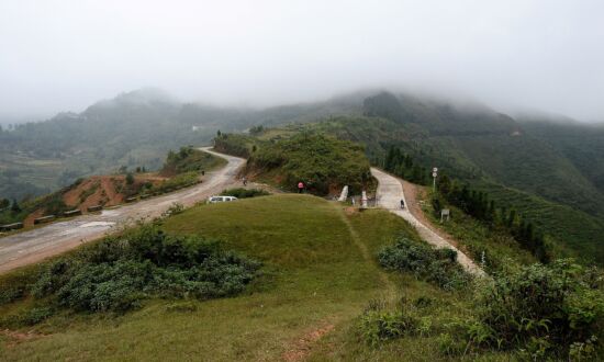 China Reportedly Fortifies Southwestern Border to Keep Citizens From Fleeing