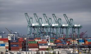 Busiest US Seaport, Buried in Imports, Plucks Out Toys to Load Santa’s Sleigh