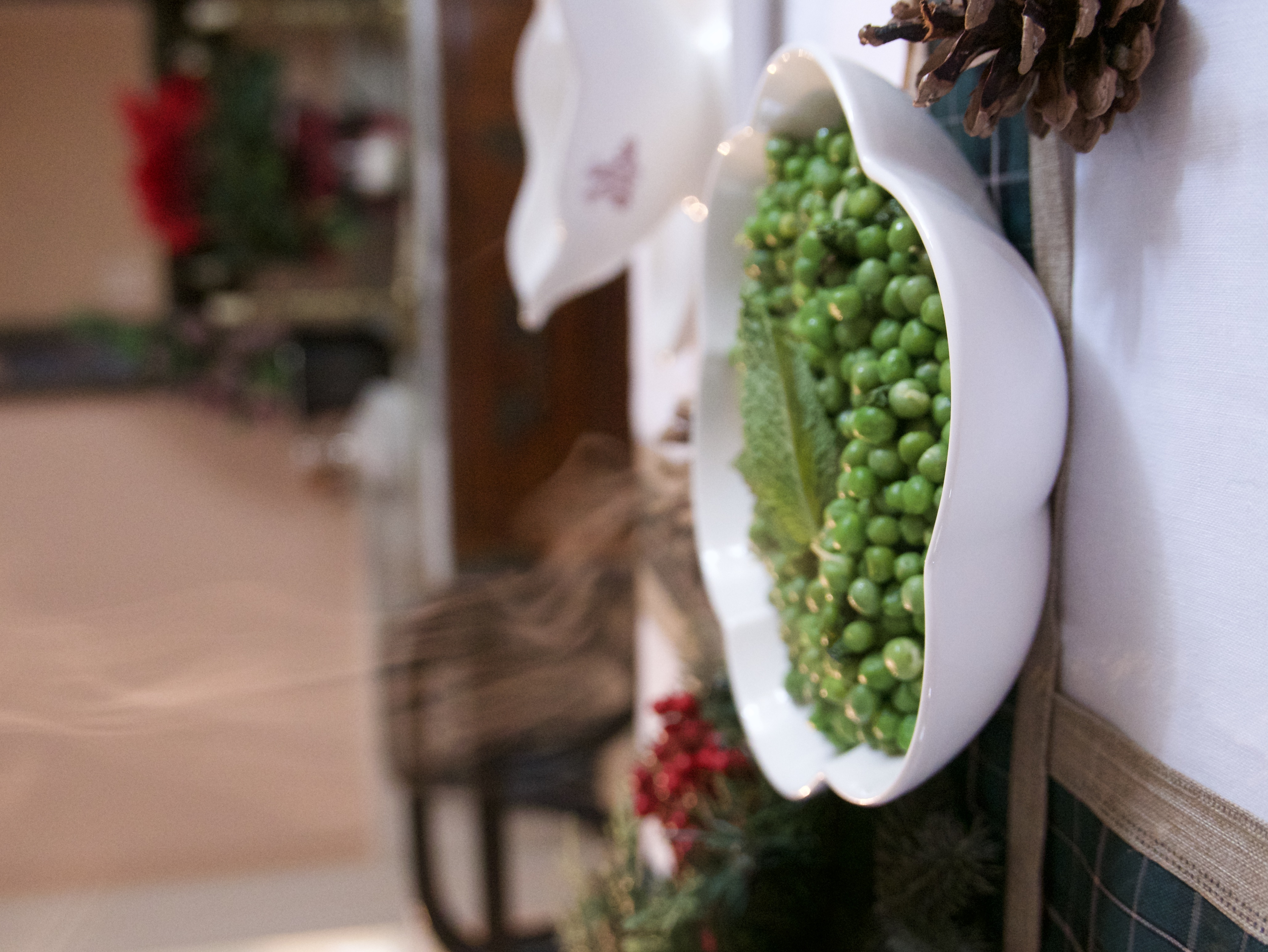 peas with butter and mint hot