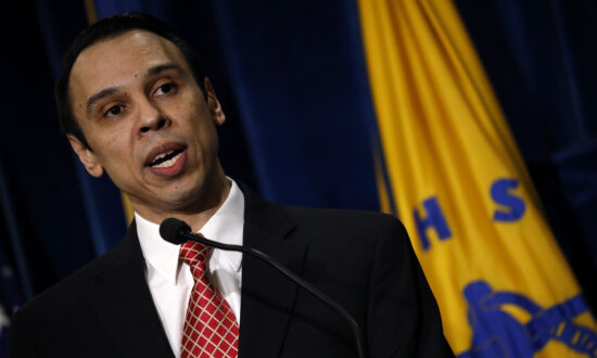 HHS Hits California, Vermont Medical System Over Abortion Policies