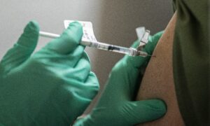 Oregon Health Care Clinics Lost Workers Over COVID-19 Vaccine Mandate: Study