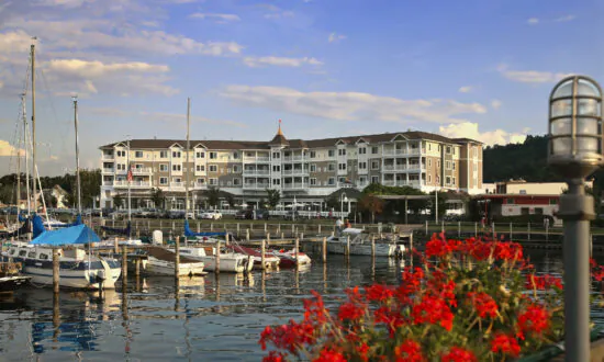 Hotels Organize Driving Trips to Upstate New York