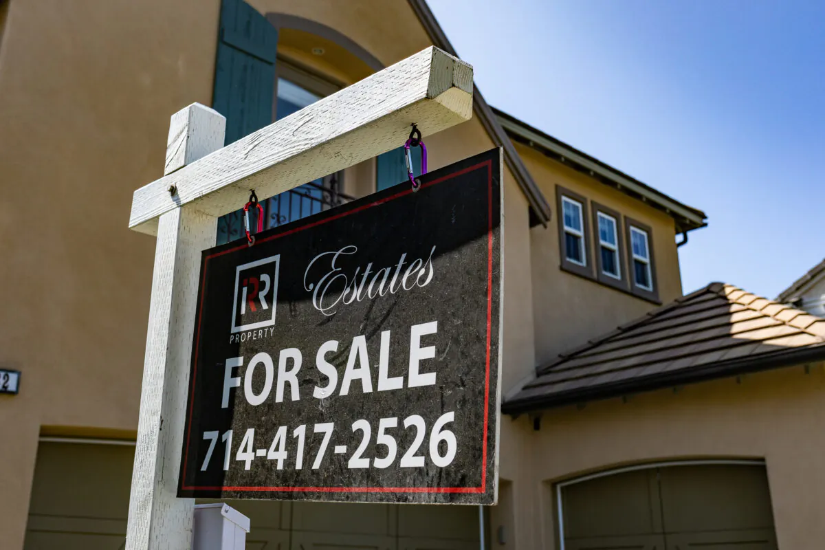 Homes await buyers in the city of Irvine, Calif., on Sept. 21, 2020. (John Fredricks/The Epoch Times)