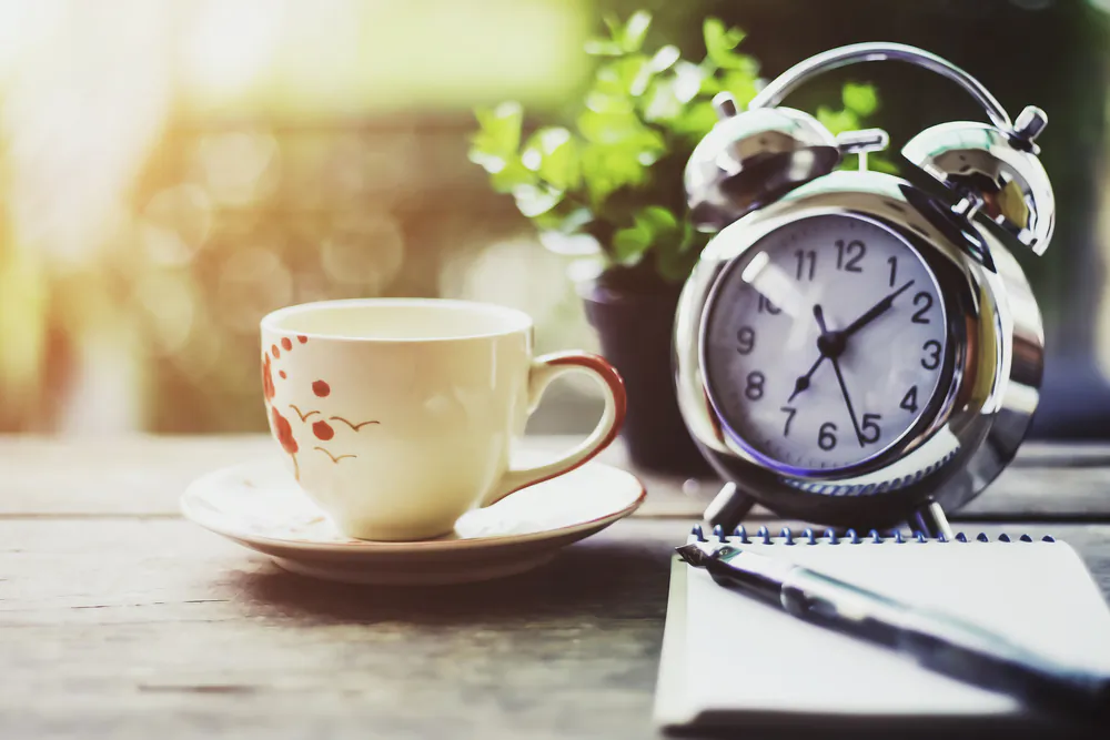 Getting up one hour early will start you off on the right foot—and peaceful time all to yourself. (kan_chana/Shutterstock)