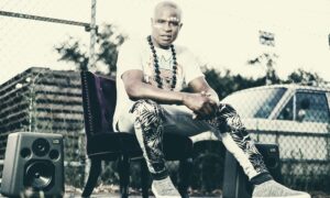 Musician Alex Boyé on Staying Positive Through Fear, Failure, and This Tumultuous Year