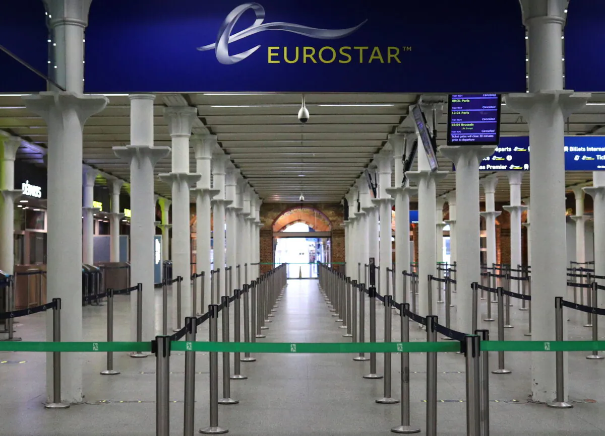 An empty Eurostar terminal at St. Pancras International, as EU countries impose a travel ban from the UK following the COVID-19 outbreak, in London on Dec. 21, 2020. (Hannah McKay/Reuters)