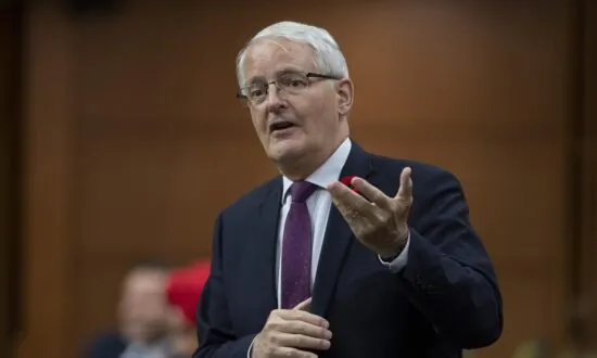 Garneau Directs CTA to Develop New Rules for Flight Cancellation Refunds
