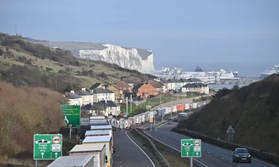 UK Christmas Food Supplies Hit as France Shuts Border Over Concerns About New CCP Virus Strain