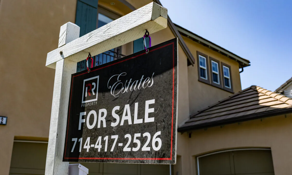 Homes await buyers in the city of Irvine, Calif., on Sept. 21, 2020. (John Fredricks/The Epoch Times)