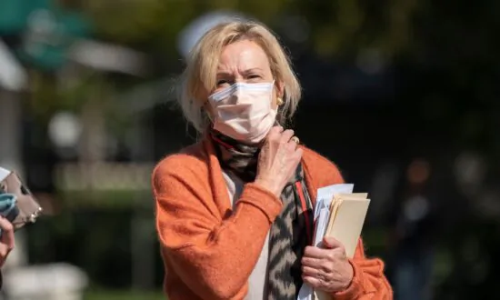 White House COVID Official Birx Says She Plans to Retire