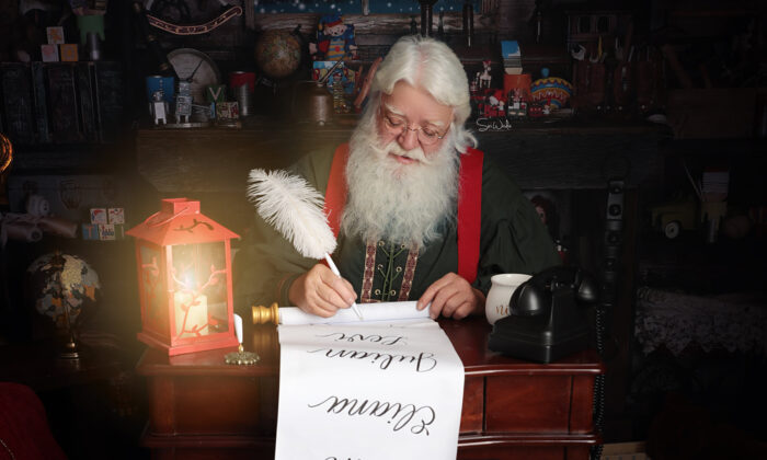 Orange County Santas Keep Christmas Magic Alive, Albeit Virtually