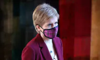 Sturgeon Warns Scots Not to Mix for Hogmanay Amid Record High CCP Virus Cases