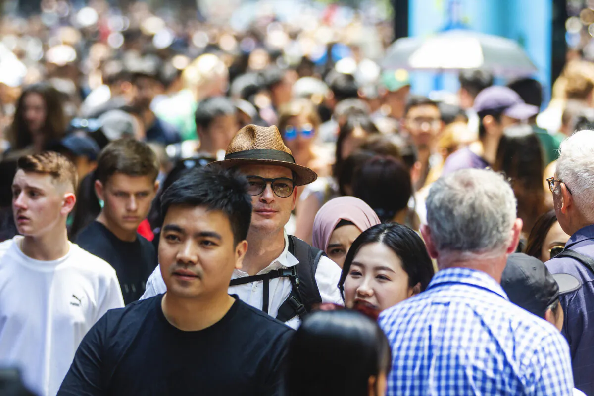 Shoppers are seen in the Pitt Street Mall in Sydney, Australia on Dec. 26, 2019.(Jenny Evans/Getty Images)