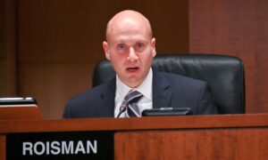 US SEC’s Peirce Congratulates Roisman as Agency's Acting Head