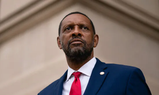 Georgia Lawmaker Jones Weighs Run to Be State’s Secretary of State