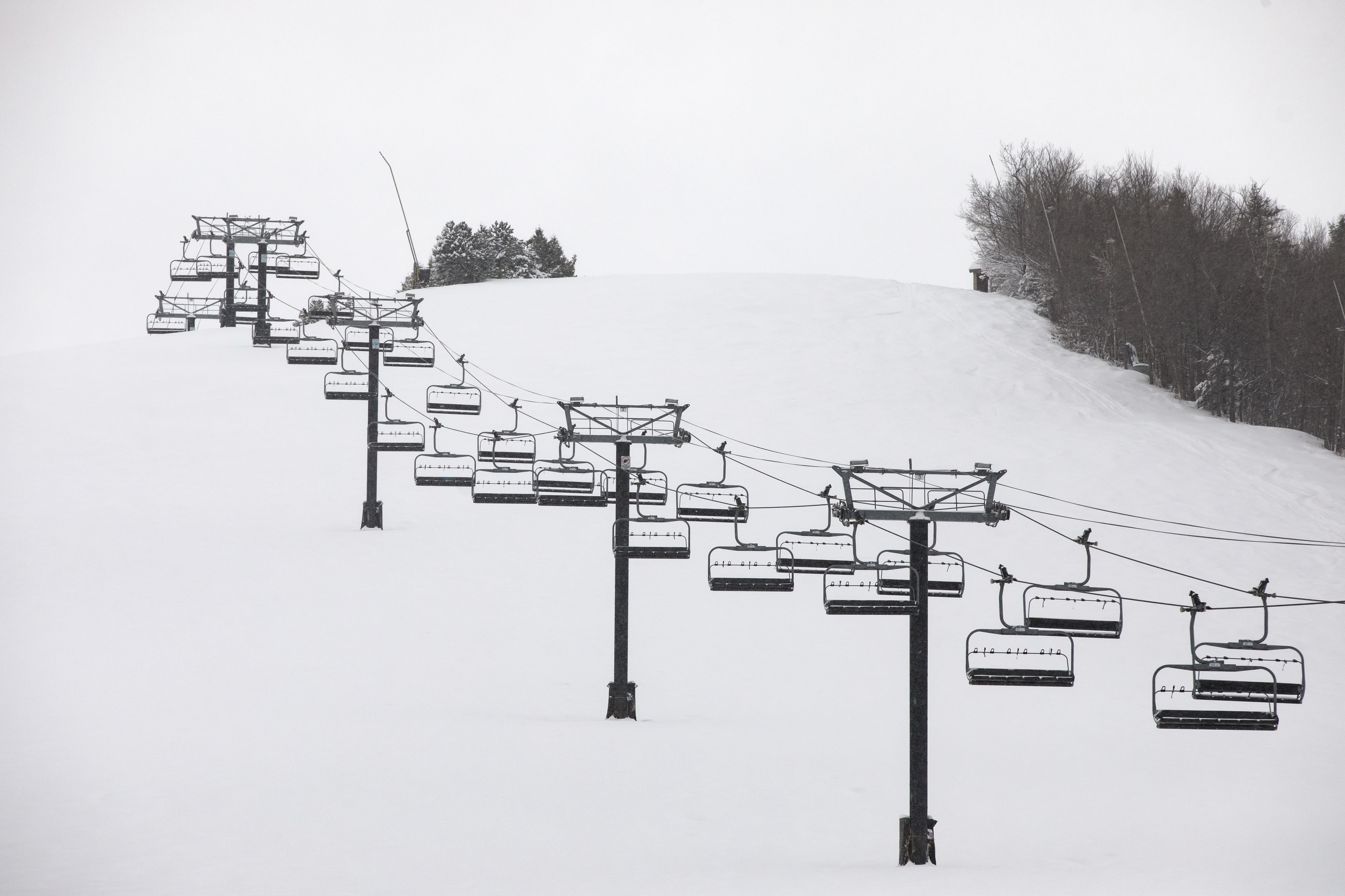 Over 70,000 Sign Petition Urging Ford to Open Ontario Ski Hills - Vimarsana News