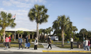 People Fleeing Collapsing Economies of Blue States Advise Those Who Remain: ‘Start Making Better Decisions on Who You Vote For’