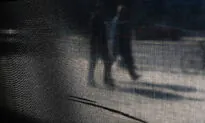 7 Charged With Felonies in Vandalism to Federal Buildings