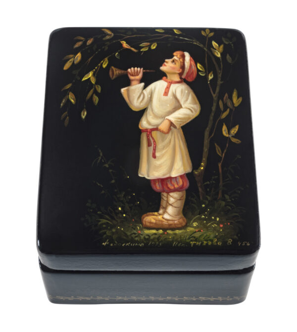 lacquer box-boy with horn