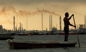 Volatile Commodity Markets End 2020 Strong With Vaccines, Stimulus in Sight