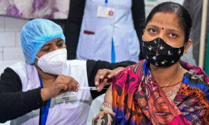 India Approves AstraZeneca’s COVID-19 Vaccine, Local Vaccine