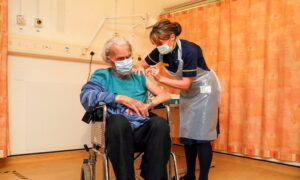 California Moves Senior Residents Up COVID Vaccine Priority List