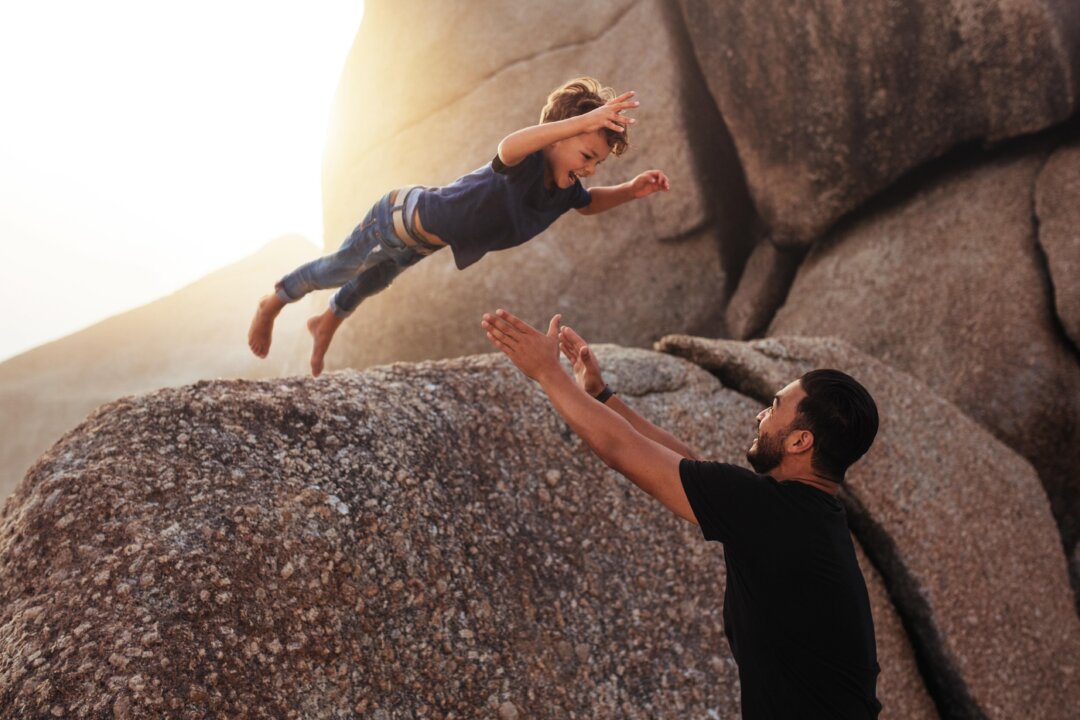 We learn to
trust as children,
when our life
is marked by
dependency. (Jacob Lund/Shutterstock)