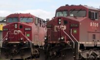 CN and CP Report Higher Grain Transport Numbers Thanks to Hopper Car Additions