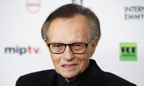 Longtime Television Host Larry King Dies at Age 87