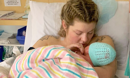 Woman Outraged Over Shaming for C-Section Birth: ‘How Can You Call Yourself a Mother?’